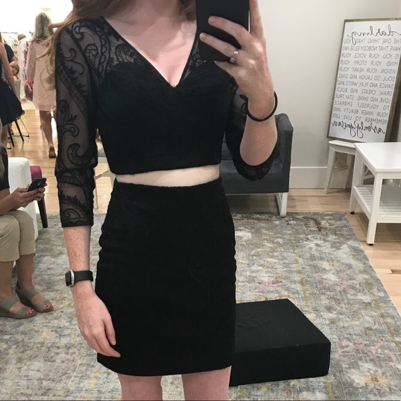 2 piece homecoming dress- Make an offer! - Picture 4 of 5